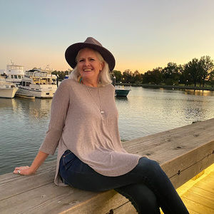 Meet your Posher, Colleen